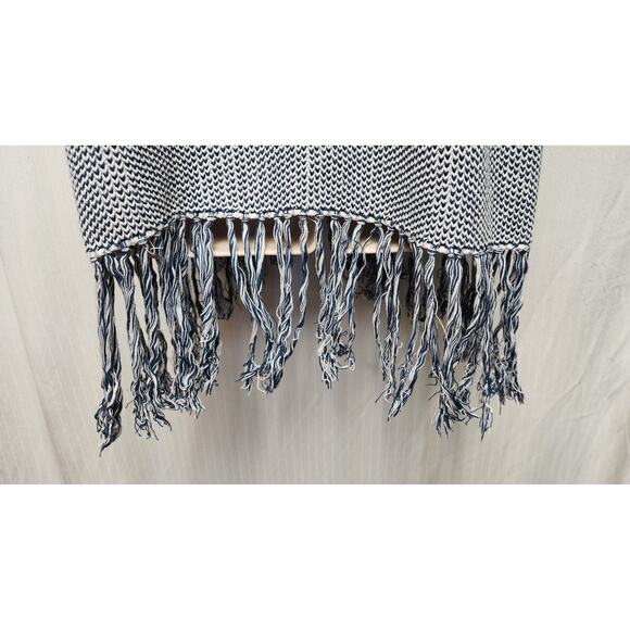 6th & Lane Bambado Fringe Crochet Tunic Sweater Top Blouse Color Blue Size 18/20 - Picture 8 of 10